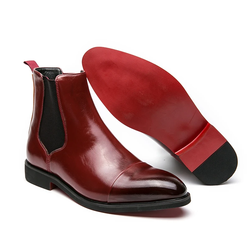 Bottines Chelsea homme en cuir noir avec semelle rouge tendance