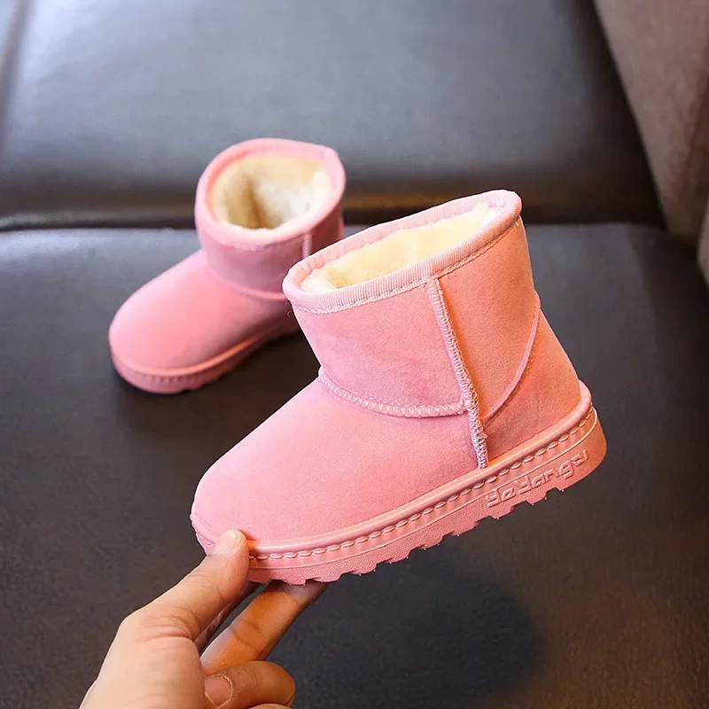 Bottes d'hiver fille noir adaptées pour la neige et le froid