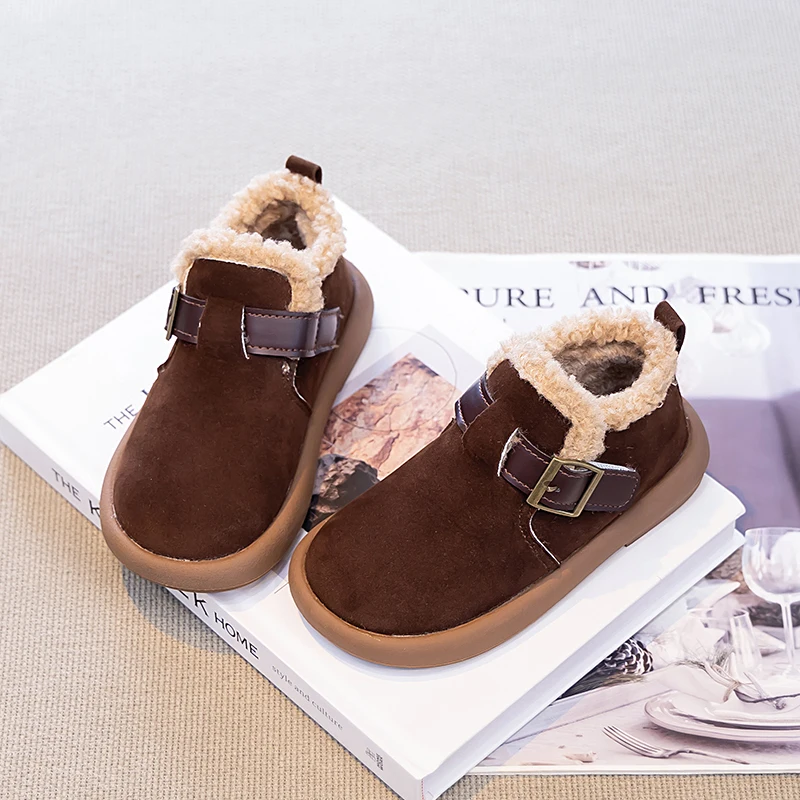 Bottines garçon marron fourrées à boucle – Image 5