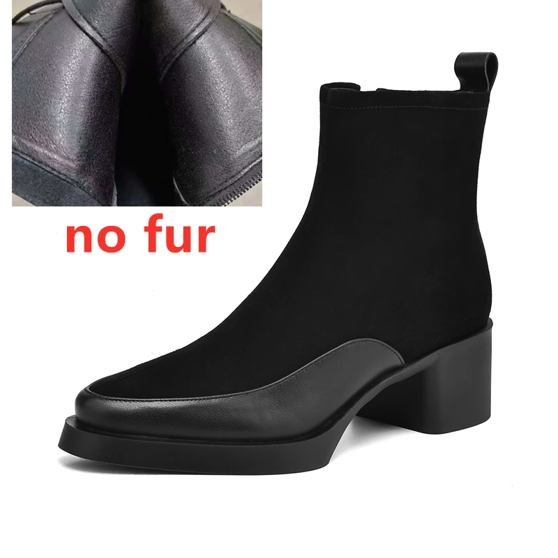 Bottines femme noires à talon carré et bout lisse en cuir élégant