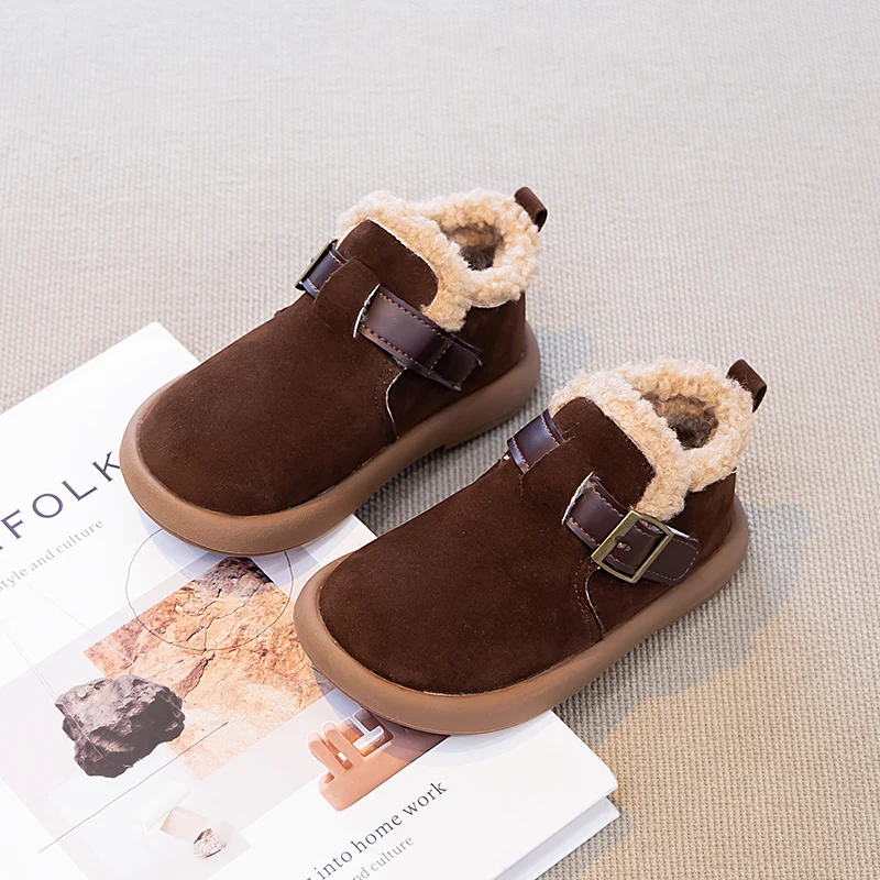 Bottines garçon marron fourrées à boucle – Image 3