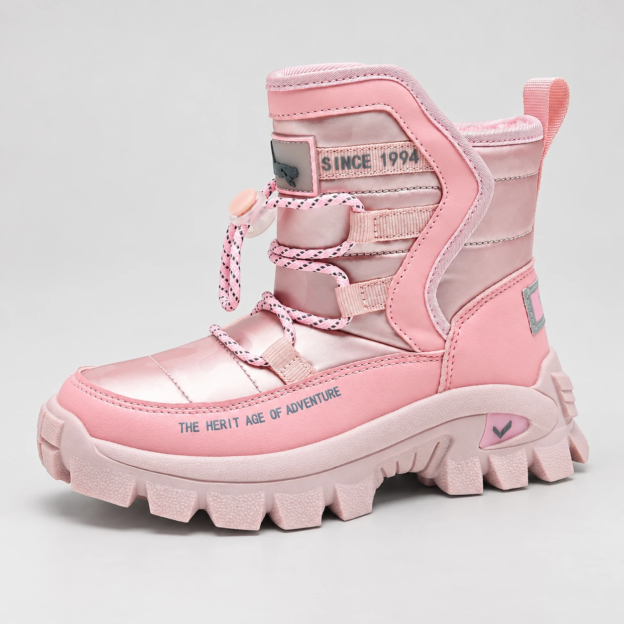 bottine enfant rose a lacets avec bloqueur presentation fond neutre