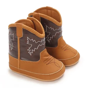 bottines bebe western jaunes brodees a scratch sur fond blanc