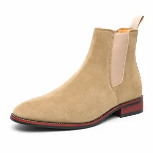 bottines chelsea homme beige sable a finition veloutee vue de trois quarts sur fond blanc 45300