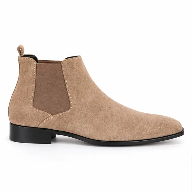 bottines chelsea homme beiges en suedine vue de profil sur fond blanc 45390