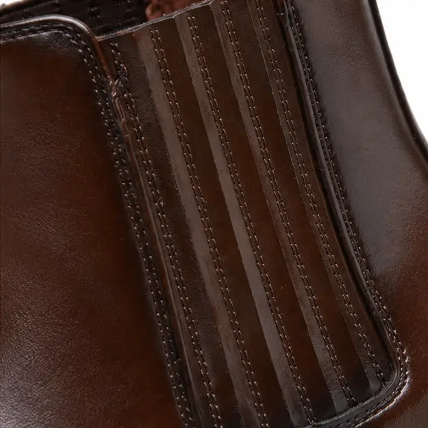 bottines chelsea homme marron a elastiques nervures detail de lelastique nervure et des coutures 45362