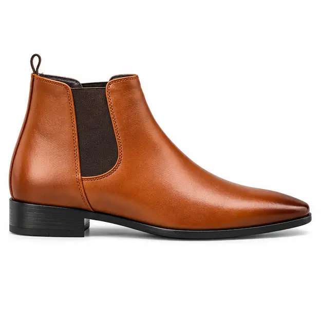 bottines chelsea homme marron a ligne fuselee vue de profil sur fond blanc 45315