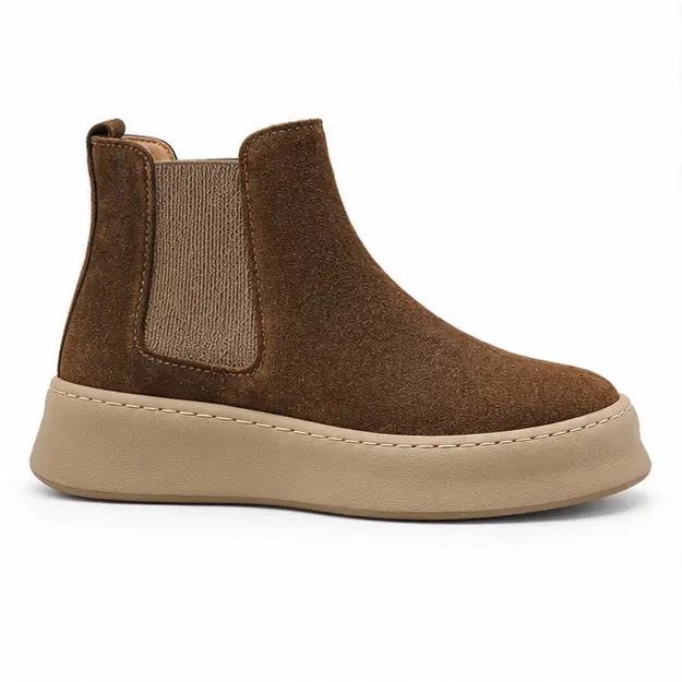 bottines chelsea homme marron a semelle beige vue de profil sur fond blanc 45332