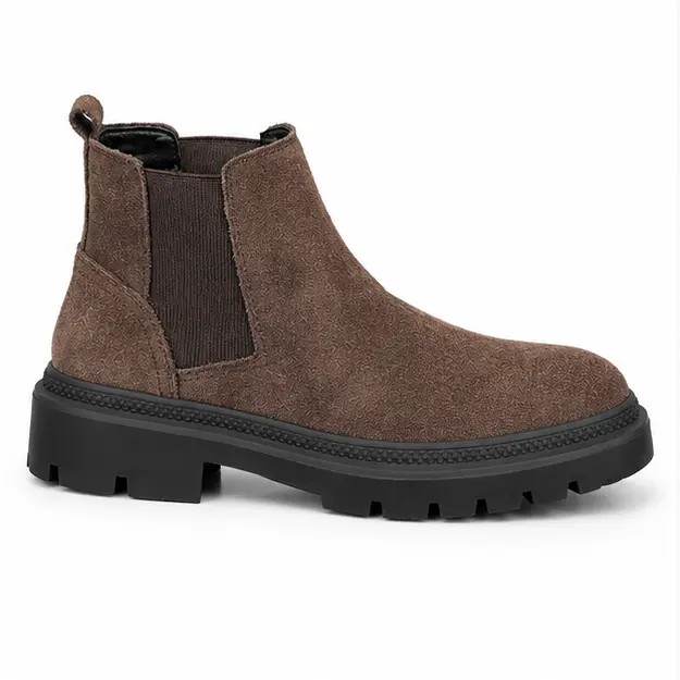 bottines chelsea homme marron a semelle crantee vue de profil sur fond blanc 45318