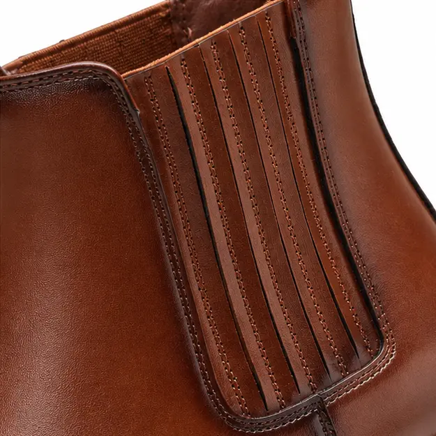bottines chelsea homme marron clair a semelle epaisse detail des bandes verticales et des coutures 45363