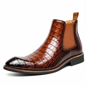 bottines chelsea homme marron effet crocodile vue de trois quarts sur fond blanc 45357