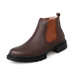 bottines chelsea homme marron fourrees sur fond blanc