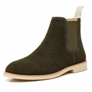 bottines chelsea homme vert militaire a semelle claire vue de trois quarts sur fond blanc 45411