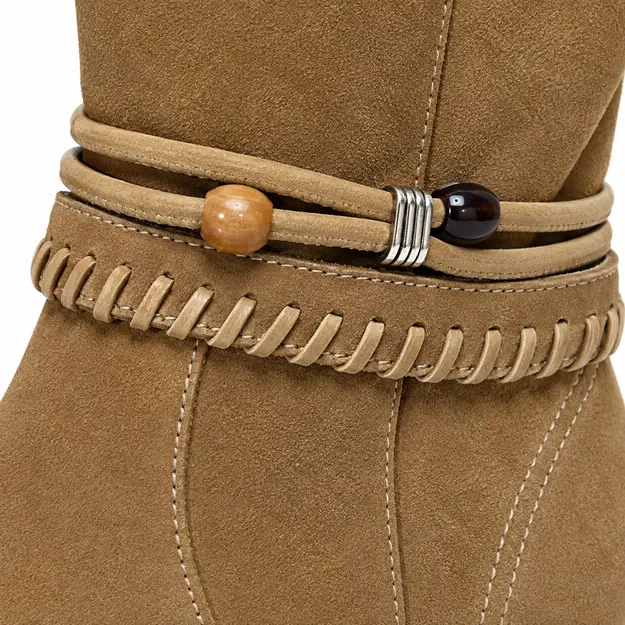 bottines cowboy femme camel a brides detail des brides et des ornements de cheville 45133