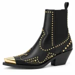 bottines cowboy femme noires a details dores vue de trois quarts sur fond blanc 45206