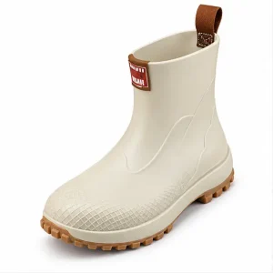 bottines de pluie femme beiges a semelle epaisse vue de trois quarts sur fond blanc 45182