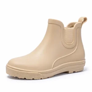 bottines de pluie femme beiges en pvc vue de trois quarts sur fond blanc 45192