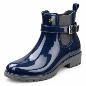 bottines de pluie femme bleues en caoutchouc vue de trois quarts sur fond blanc 45168