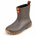 bottines de pluie femme marron a semelle epaisse vue de trois quarts sur fond blanc 45184