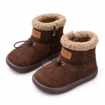 bottines enfant marron fonce fourrees a zip sur fond blanc