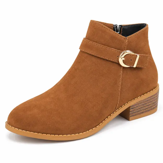 bottines femme camel a boucle et zip vue de trois quarts sur fond blanc 45154