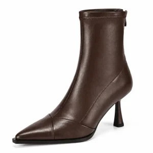 bottines femme marron a talon aiguille vue de trois quarts sur fond blanc 45140