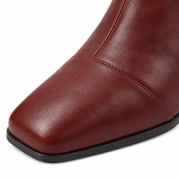 bottines femme marron doublees a bout carre detail du bout carre et de la finition lisse 45143