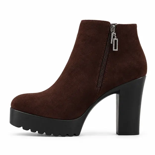bottines femme marron effet suede a haut talon vue de profil sur fond blanc 45134