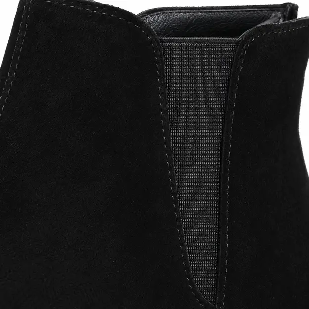 bottines femme noires fourrees a bout effile detail de lempiecement elastique noir 45137