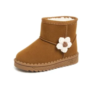 bottines fille marron fourrees a fleur sur fond blanc