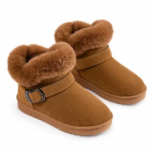 bottines fille marron fourrees a revers sur fond blanc