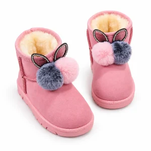 bottines fille roses fourrees lapin a pompons sur fond blanc
