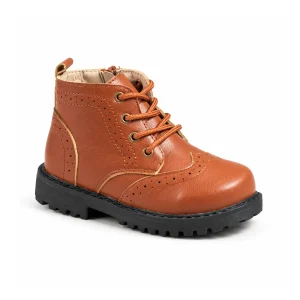 bottines garcon marron a lacets et zip sur fond blanc