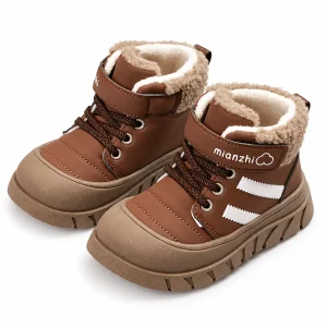bottines garcon marron clair fourrees a scratch et bandes blanches sur fond blanc