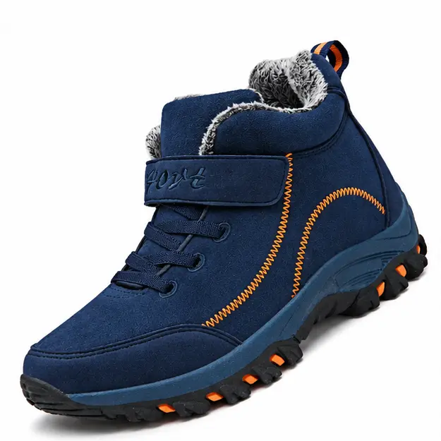 bottines homme bleues fourrees a scratch et lacets vue de trois quarts sur fond blanc 45343