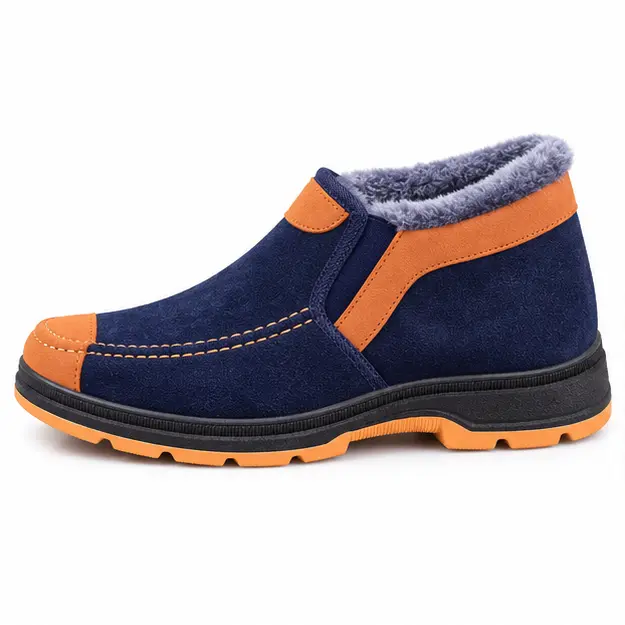 bottines homme bleues fourrees style mocassin vue de profil sur fond blanc 45460