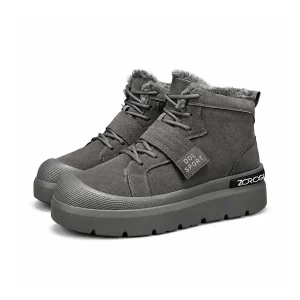 bottines homme grises fourrees a semelle epaisse sur fond blanc