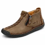 bottines homme kaki fourrees a zip style mocassin vue de trois quarts sur fond blanc 45347