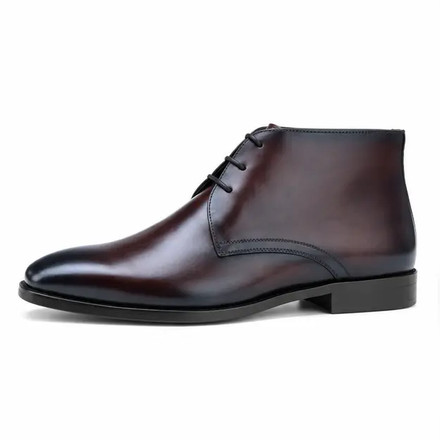 bottines homme marron a lacets et bout effile vue de profil sur fond blanc 45438