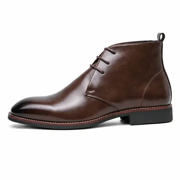 bottines homme marron a lacets et tige unie vue de profil sur fond blanc 45311