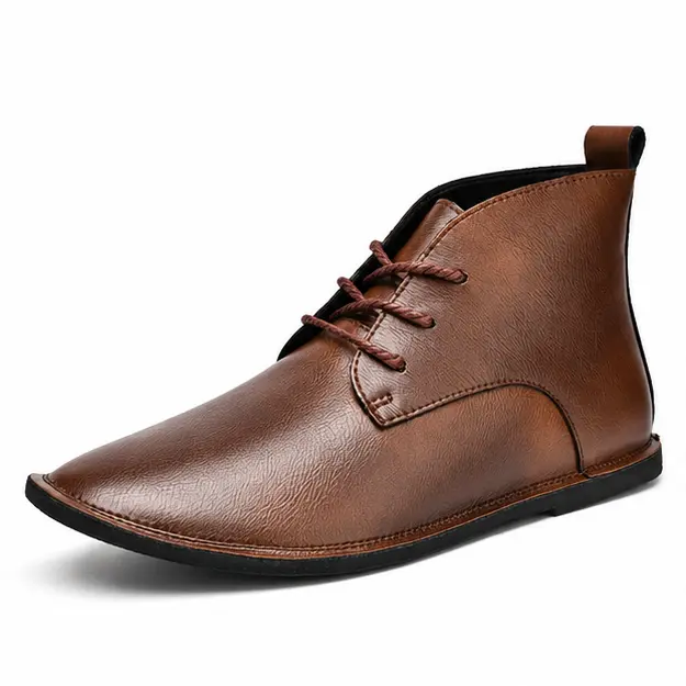 bottines homme marron a lacets minimalistes vue de trois quarts sur fond blanc 45440
