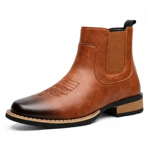bottines homme marron clair sans lacets a surpiqures vue de trois quarts sur fond blanc 45312