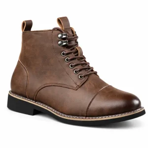 bottines homme marron fonce a lacets et bout rapporte vue de trois quarts sur fond blanc 45418