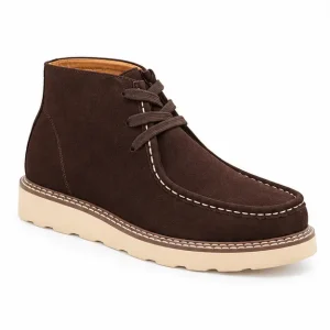 bottines homme marron fonce a lacets style mocassin vue de trois quarts sur fond blanc 45391