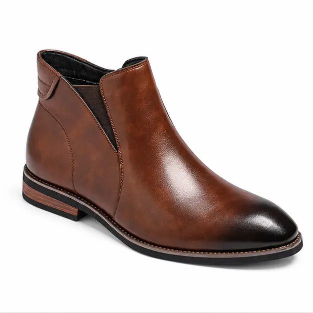 bottines homme marron fourrees a zip et effet patine vue de trois quarts sur fond blanc 45301