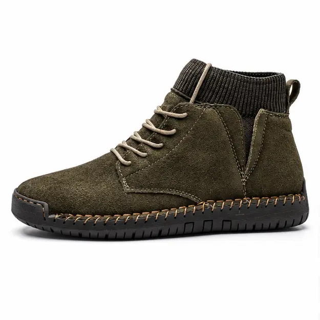 bottines homme vert militaire a lacets et col cotele vue de profil sur fond blanc 45328