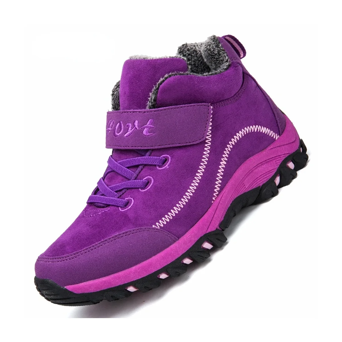 bottines homme violettes fourrees a lacets et scratch sur fond blanc