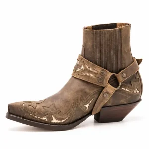 bottines western homme taupe kaki a boucle vue de trois quarts sur fond blanc 45407