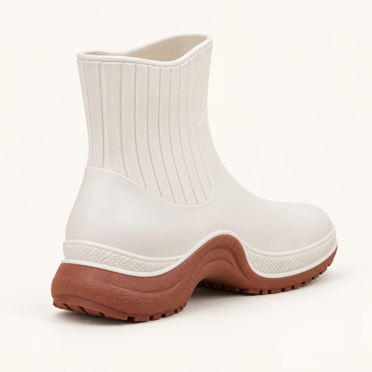 44293 15a bottines de pluie femme beiges a tige vue arriere