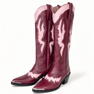 Bottes cowboy femme bordeaux avec motifs contrastés pour style western